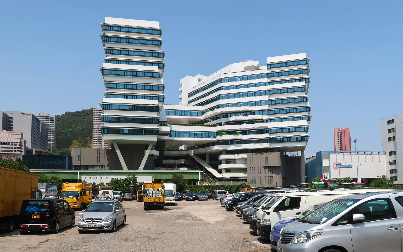 香港高等教育科技學院：柴灣主校區校園實景